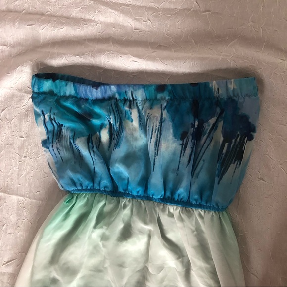 Forever 21 Strapless Watercolor Dress (Size S) - Picture 3 of 9